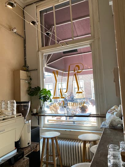 Ax Specialty CafΓ©