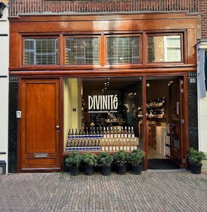 Divinité BV