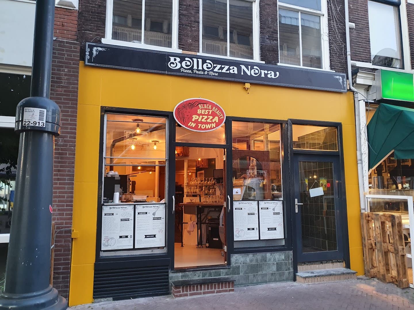 Pizzeria Black Beauty
