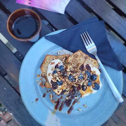 SLOOW Coffee & Food Lab